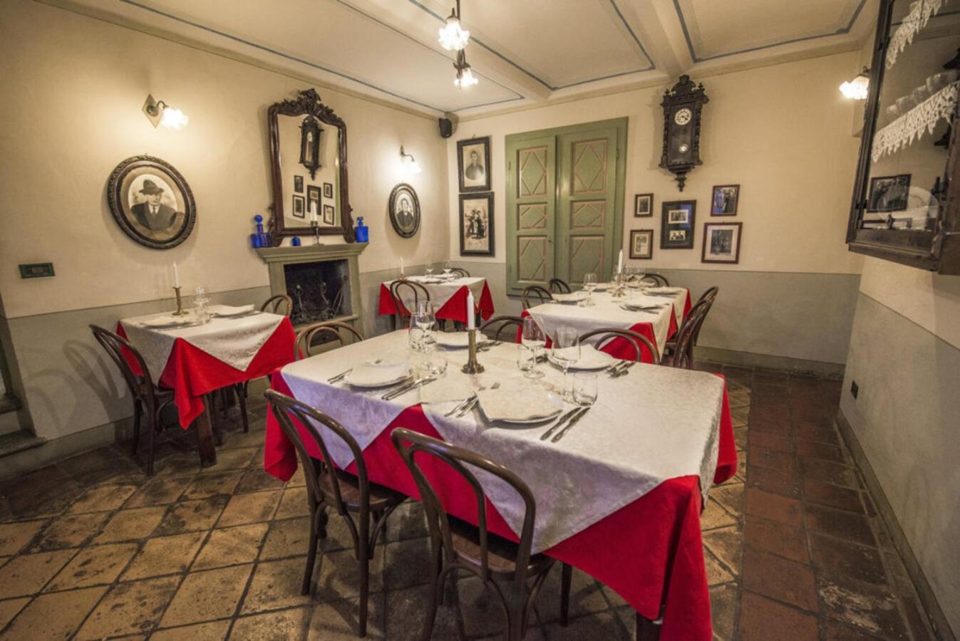 Albergo Ristorante Garibaldi 시스테르나 다스티 외부 사진