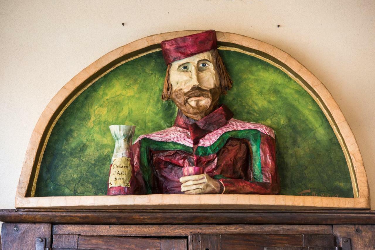Albergo Ristorante Garibaldi 시스테르나 다스티 외부 사진