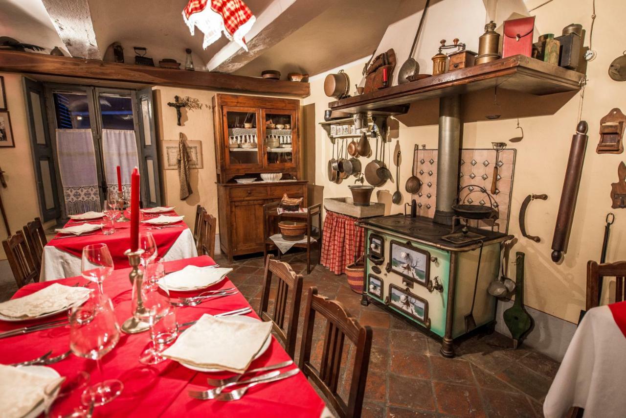 Albergo Ristorante Garibaldi 시스테르나 다스티 외부 사진