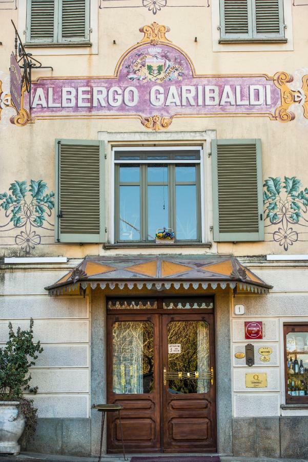 Albergo Ristorante Garibaldi 시스테르나 다스티 외부 사진