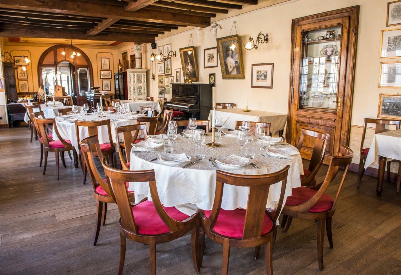 Albergo Ristorante Garibaldi 시스테르나 다스티 외부 사진