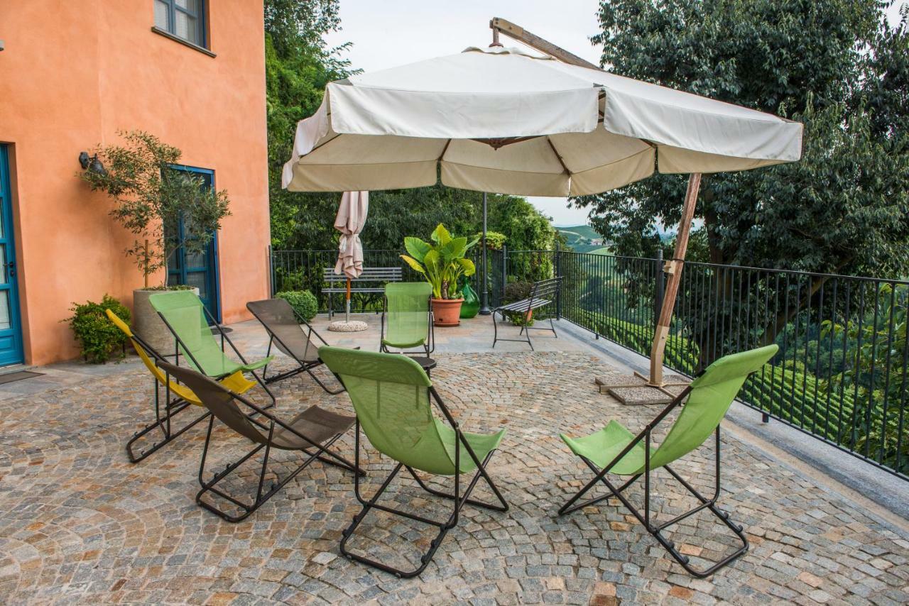 Albergo Ristorante Garibaldi 시스테르나 다스티 외부 사진